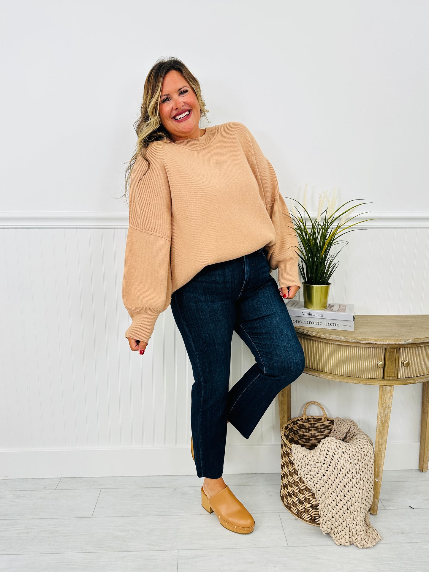 Feeling Fall Cropped Straight Tummy Control Jeans