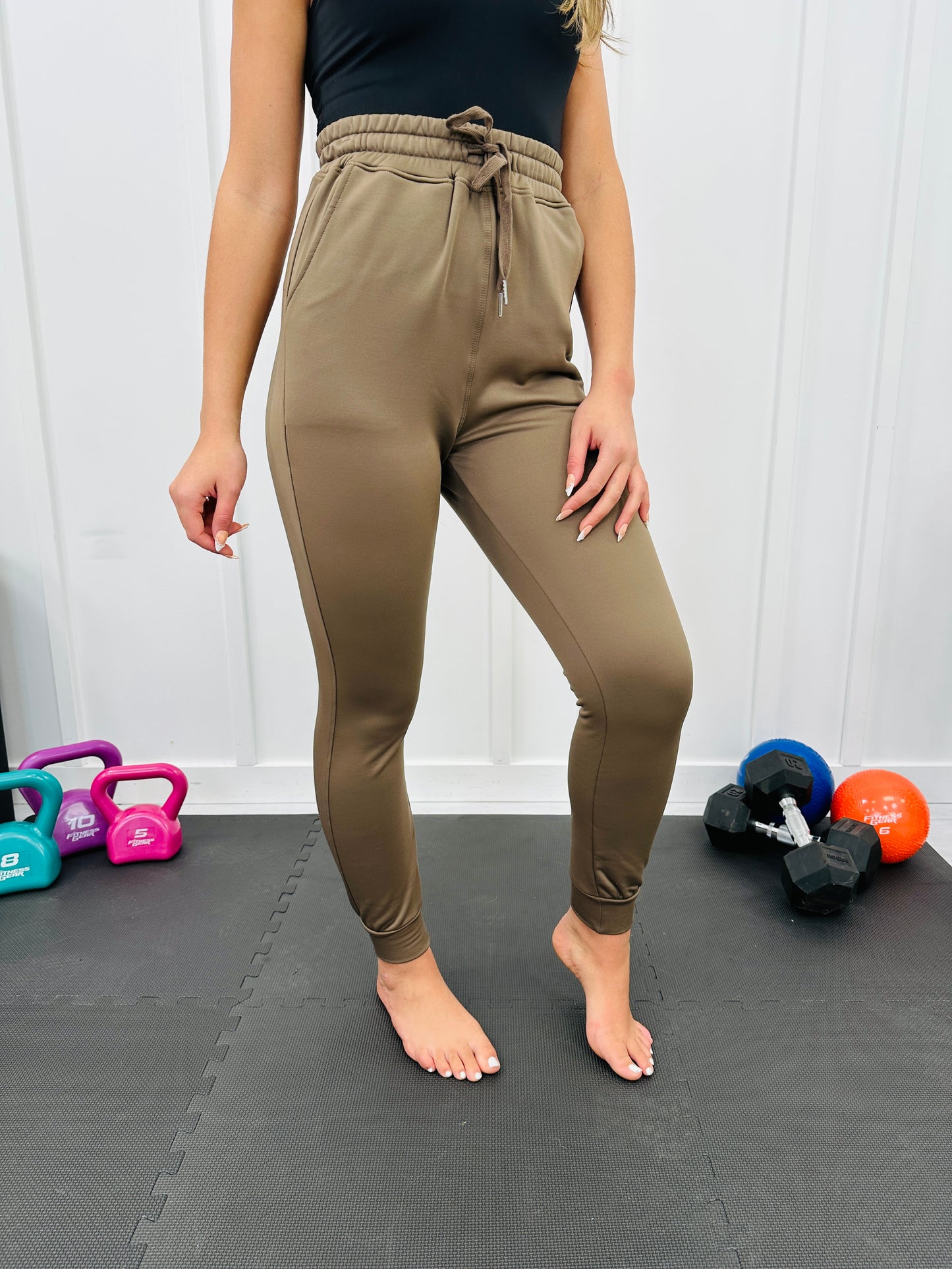 REG/CURVY Flow In Motion Joggers- Multiple Colors!