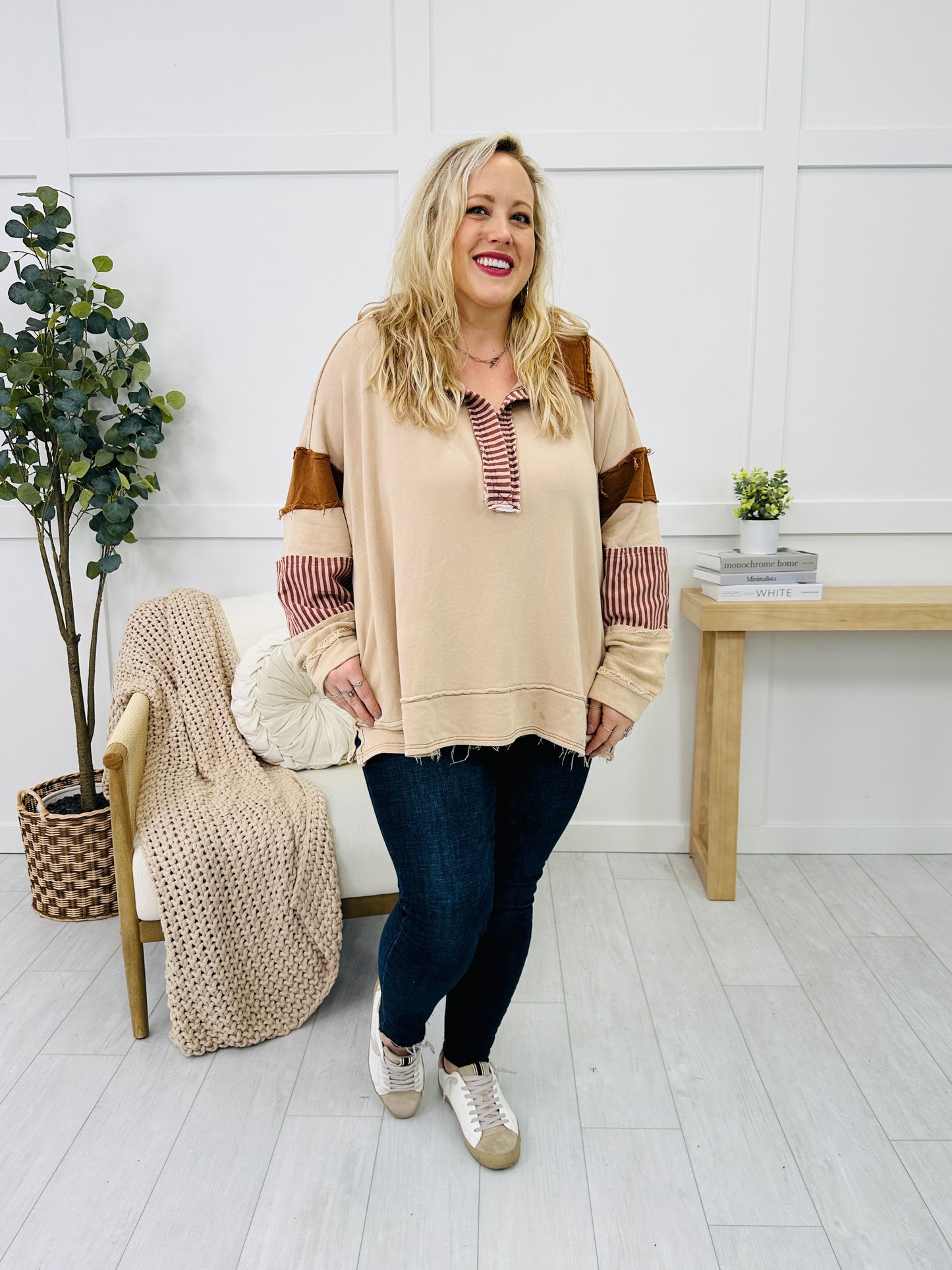 Striped Edge Pullover In Taupe Combo