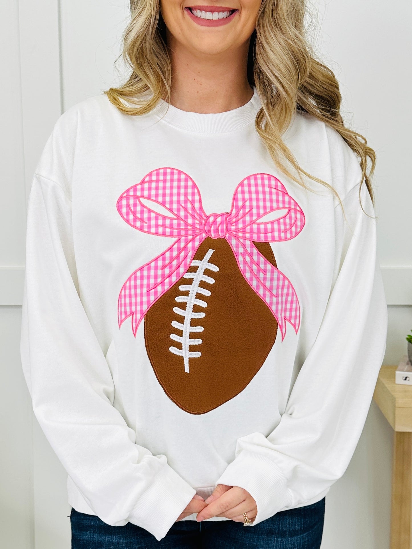 Tied For The Win Pullover