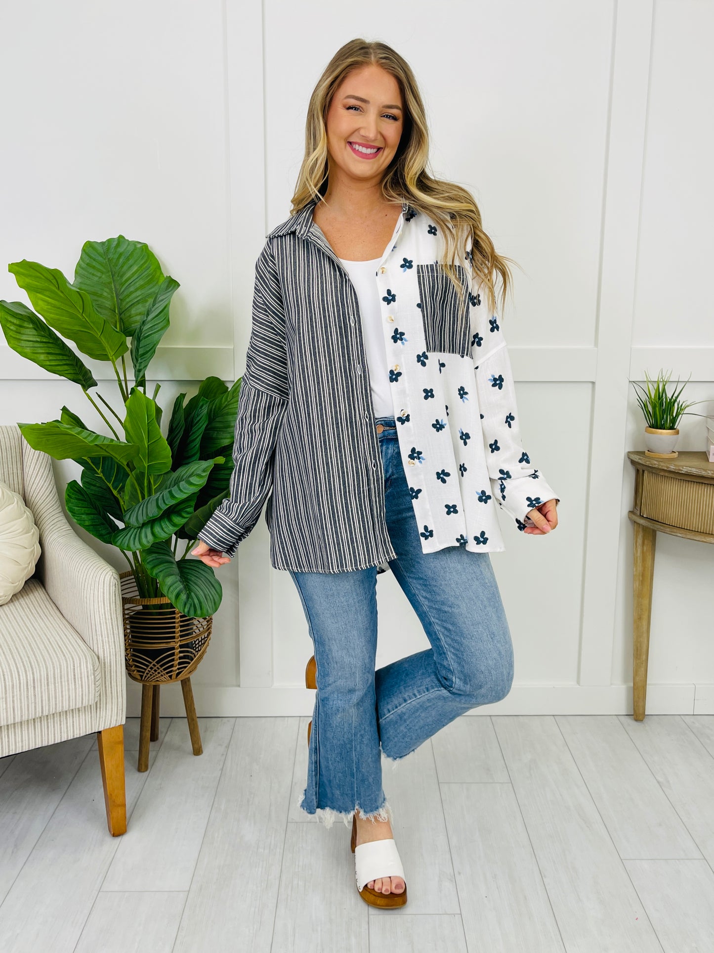 Two Sided Story Top In Navy