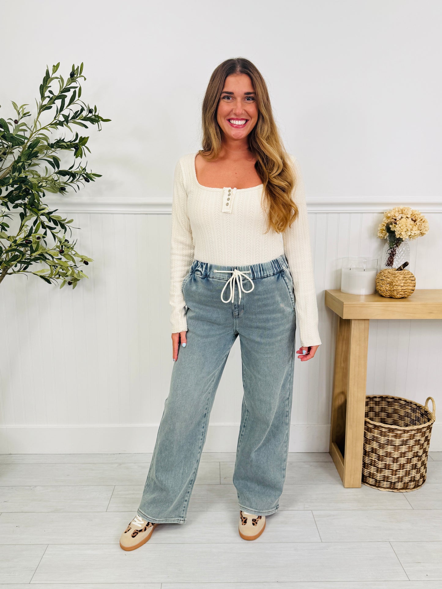 Judy Blue Laid Back Luxury Baggy Jeans