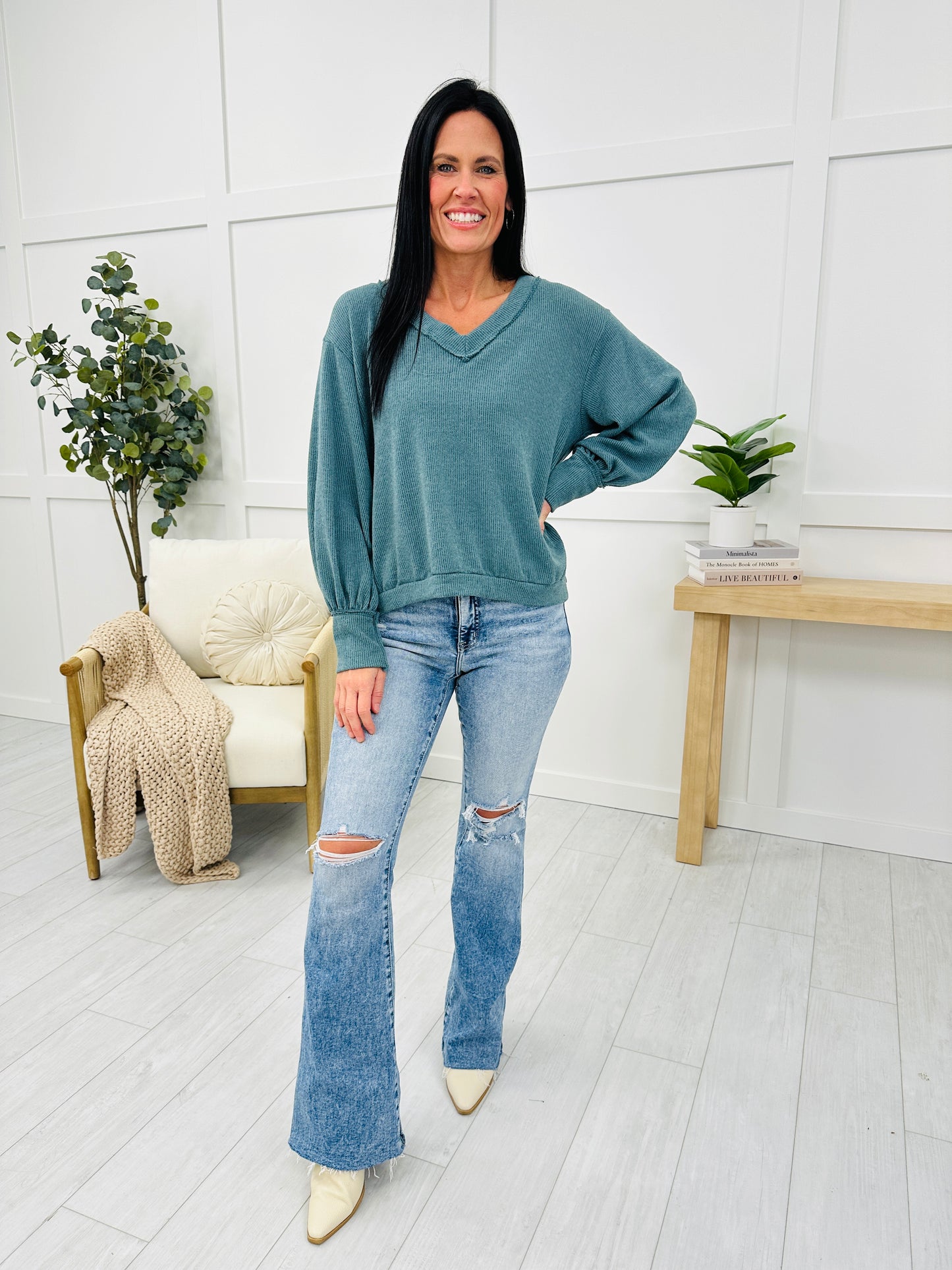 REG/CURVY Cozy Refuge Pullover