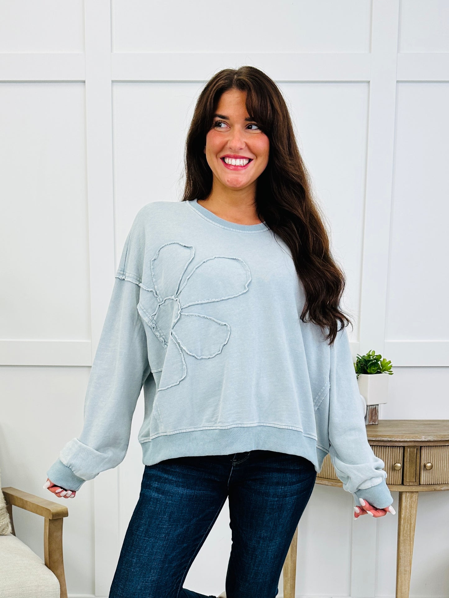Easy Daisy Top In Chambray