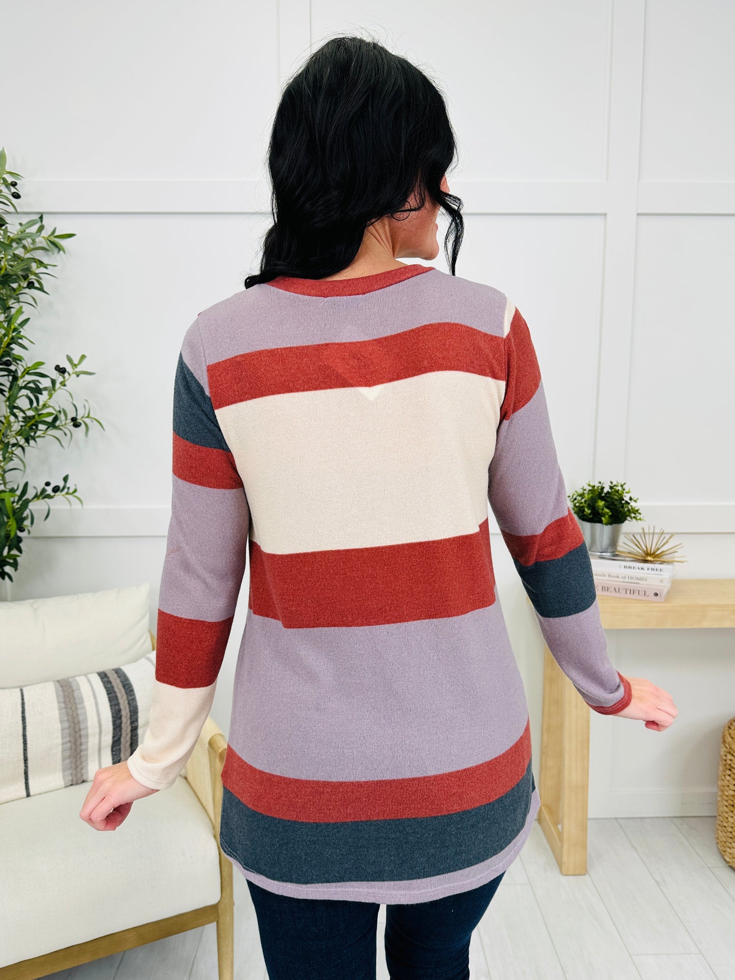 Wild Horizons Pullover