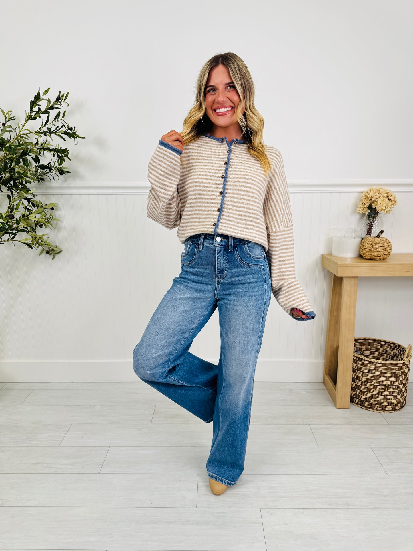 Signature Seam Tummy Control Wide Leg Jeans