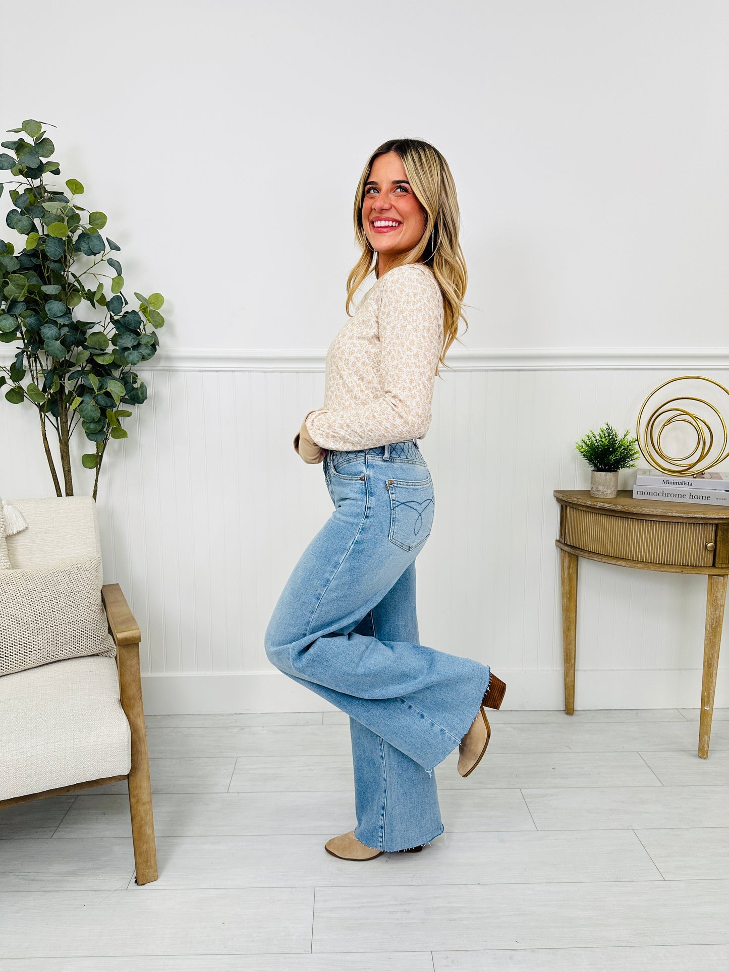 Judy Blue Stitched In Time Retro Wide Leg Jeans