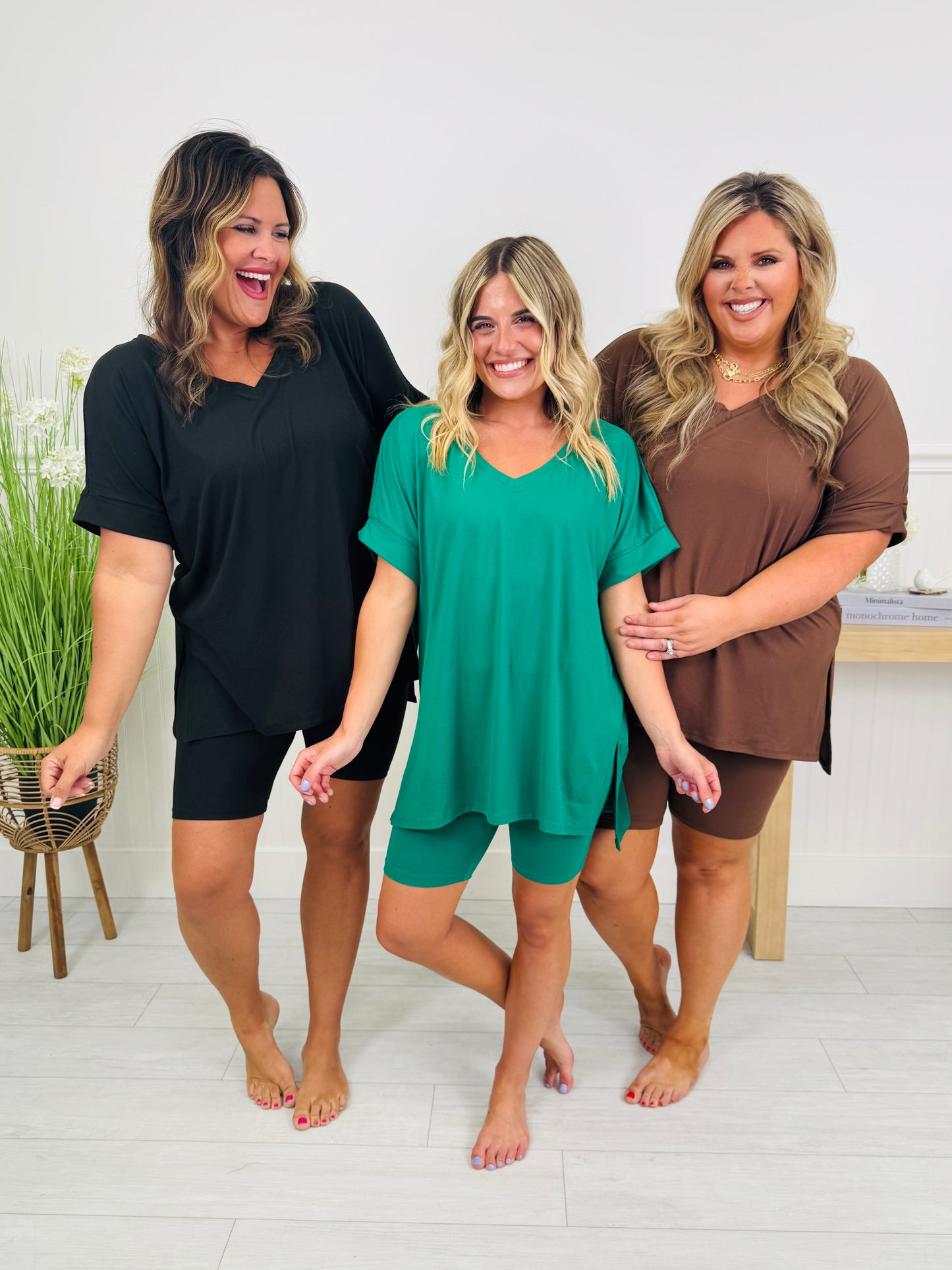 The Comfort Club Set In Multiple Colors