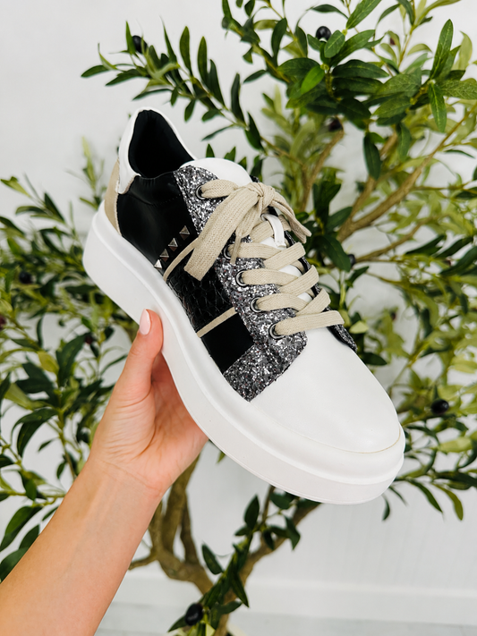 The Encore Sneakers In Black