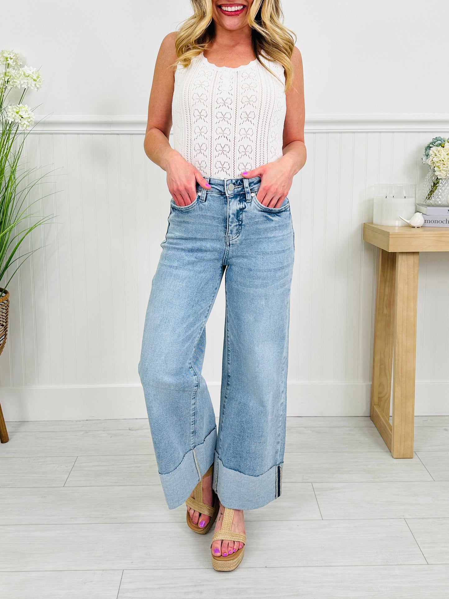 Right on Time Tummy Control Wide Leg Cropped Jeans
