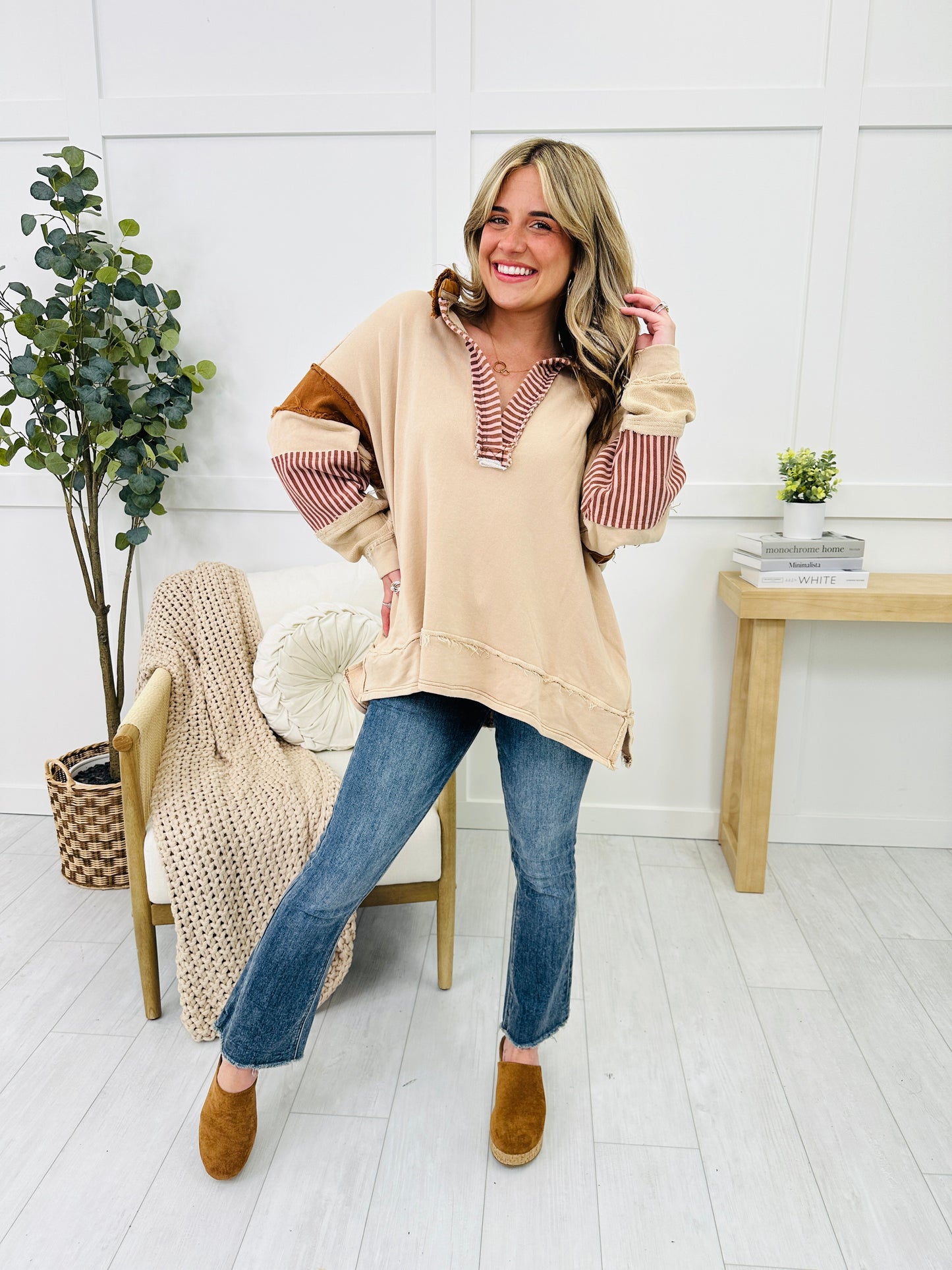 Striped Edge Pullover In Taupe Combo