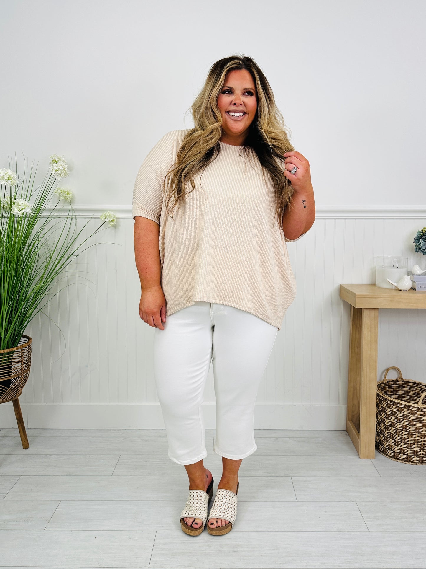 Judy Blue Signs of Spring Tummy Control Capris