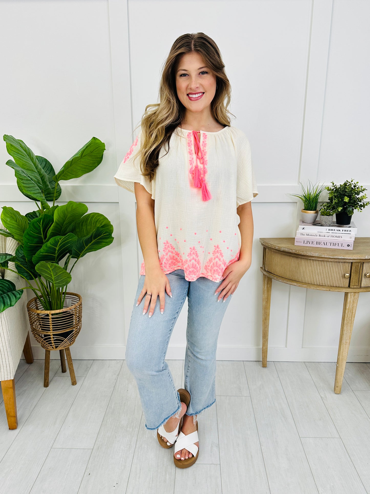 Sunkissed Stitches Top In Off White