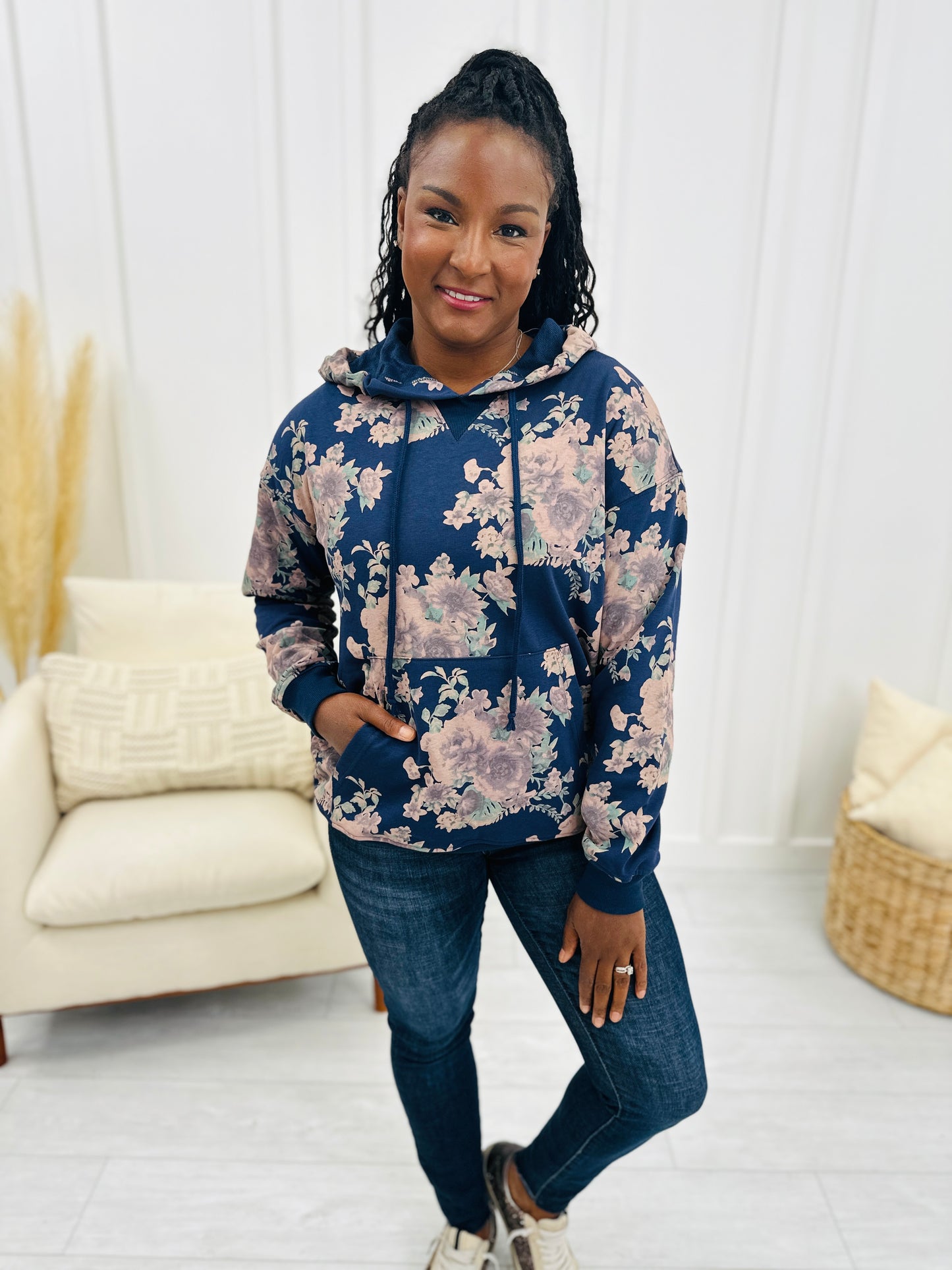 Living In A Floral Daydream Hoodie In Navy