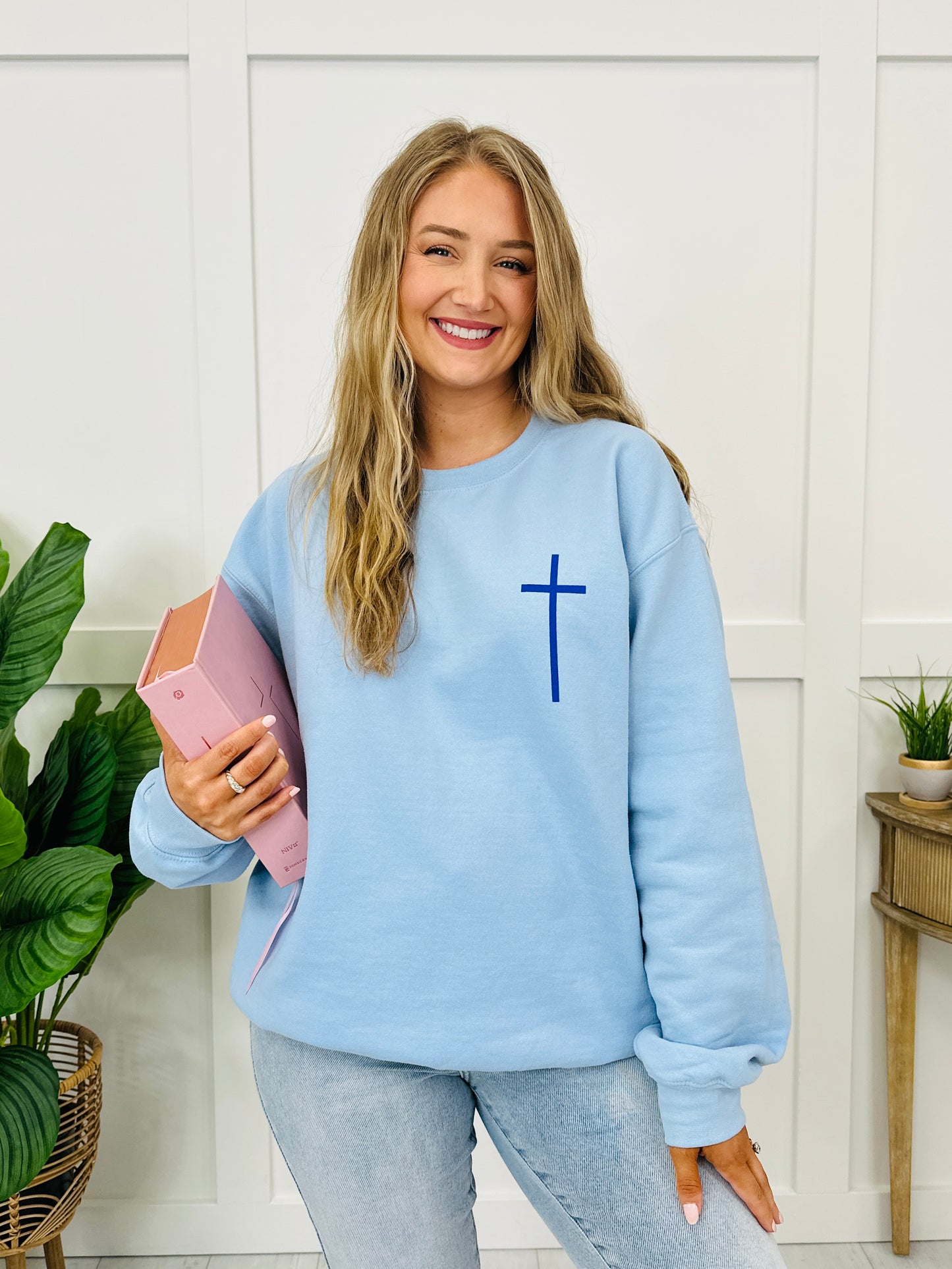 Philippians 4:13 Graphic Crewneck Sweatshirt