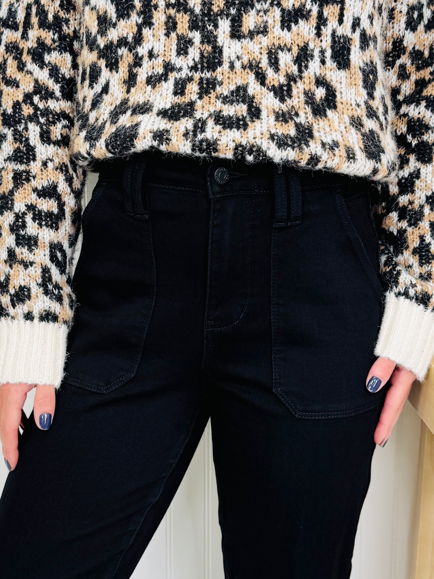 Judy Blue Black On The Go Weekender Jeans