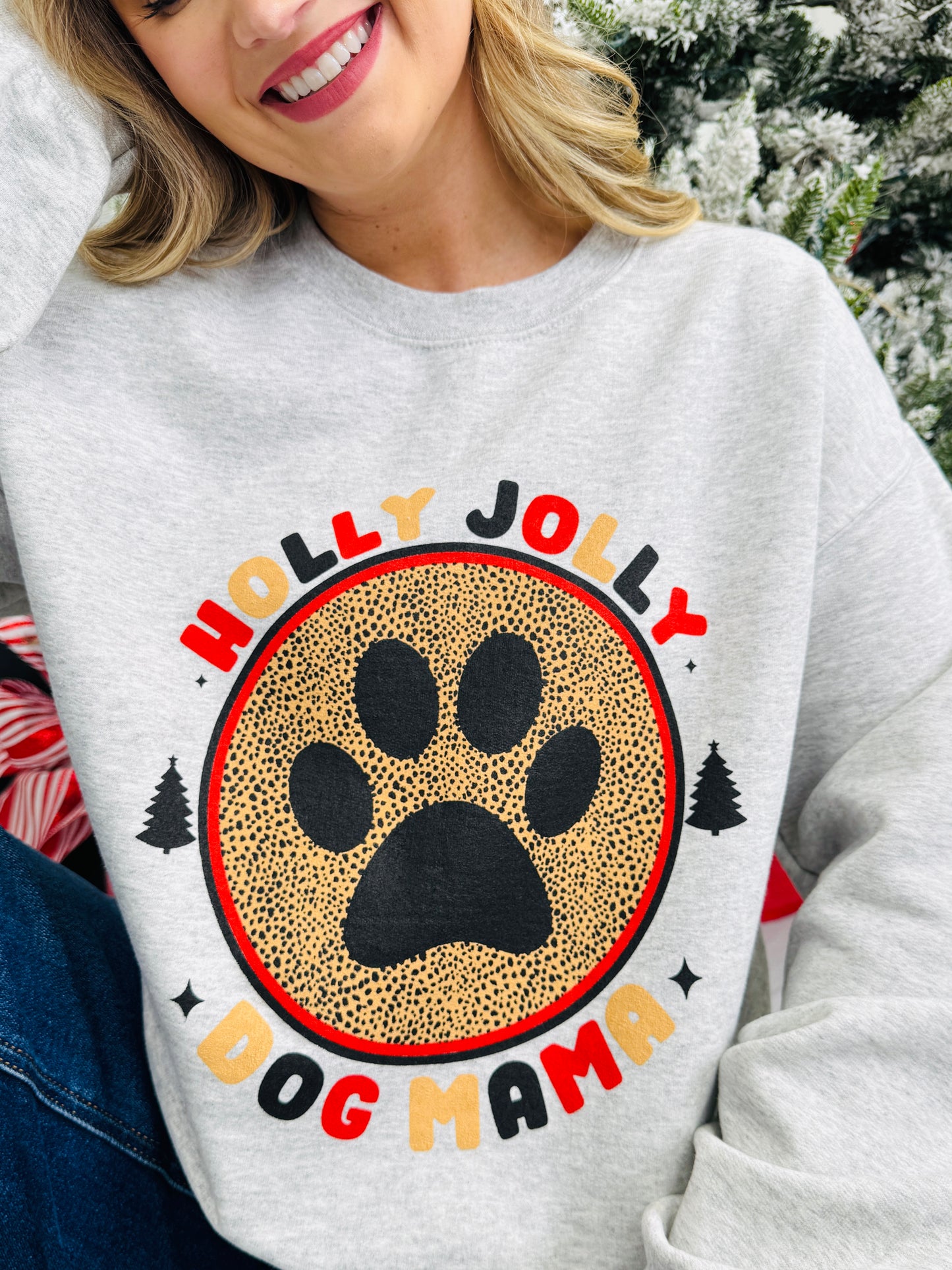 Holly Jolly Dog Mama Graphic Crewneck Sweatshirt