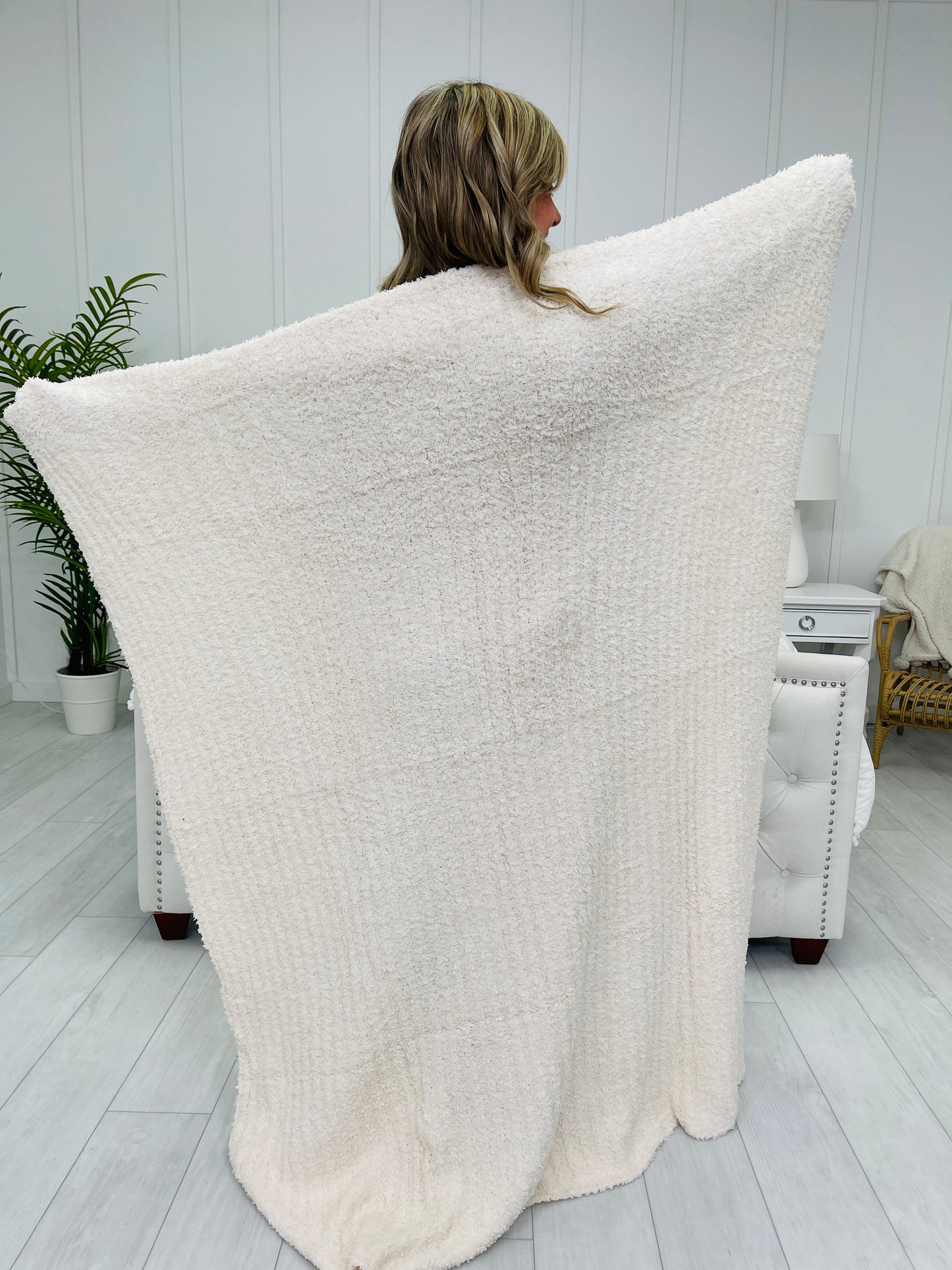 Cozy Knitted Blanket- Multiple Colors!