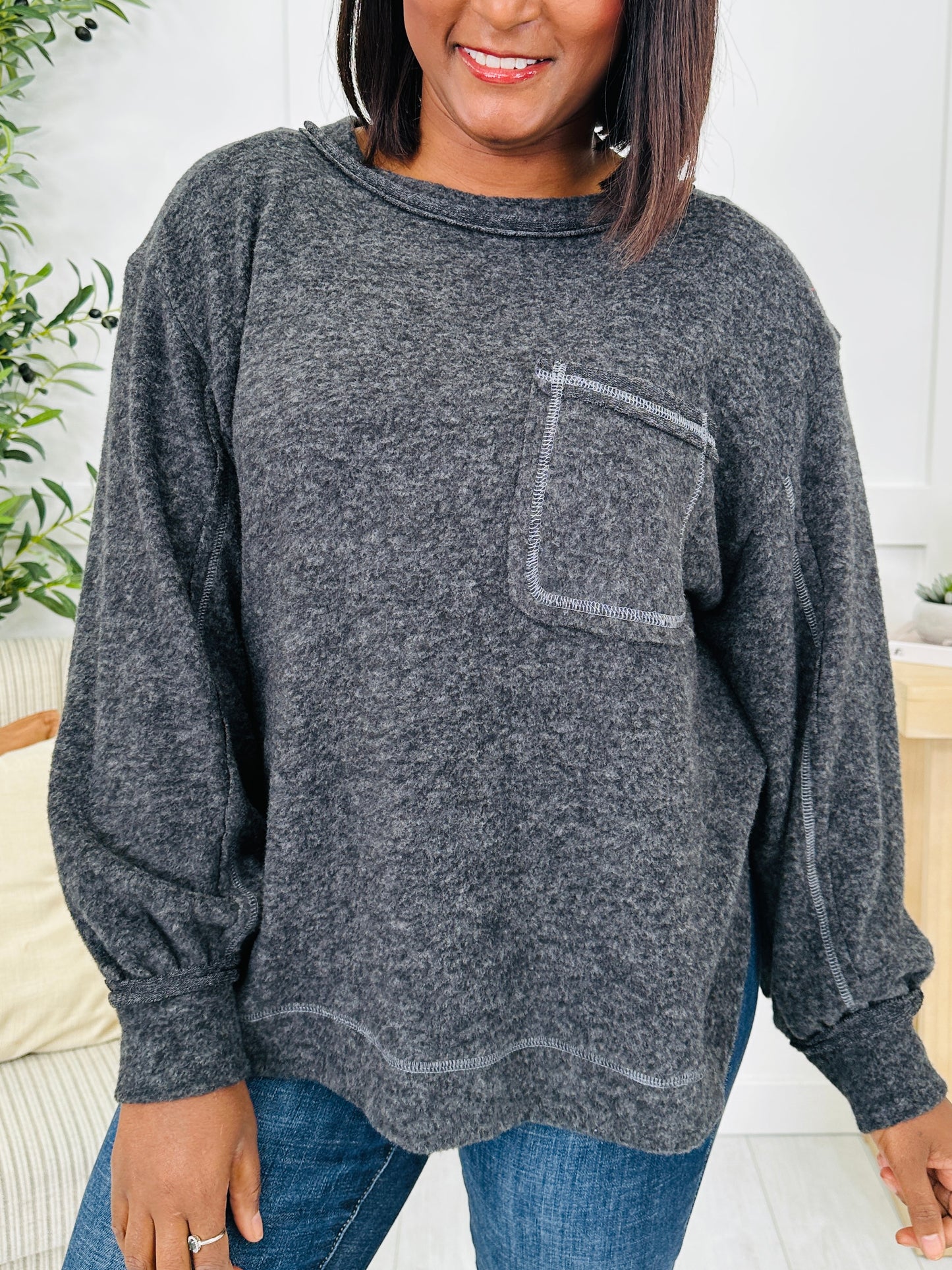 Weekender Mood Top- Multiple Colors!