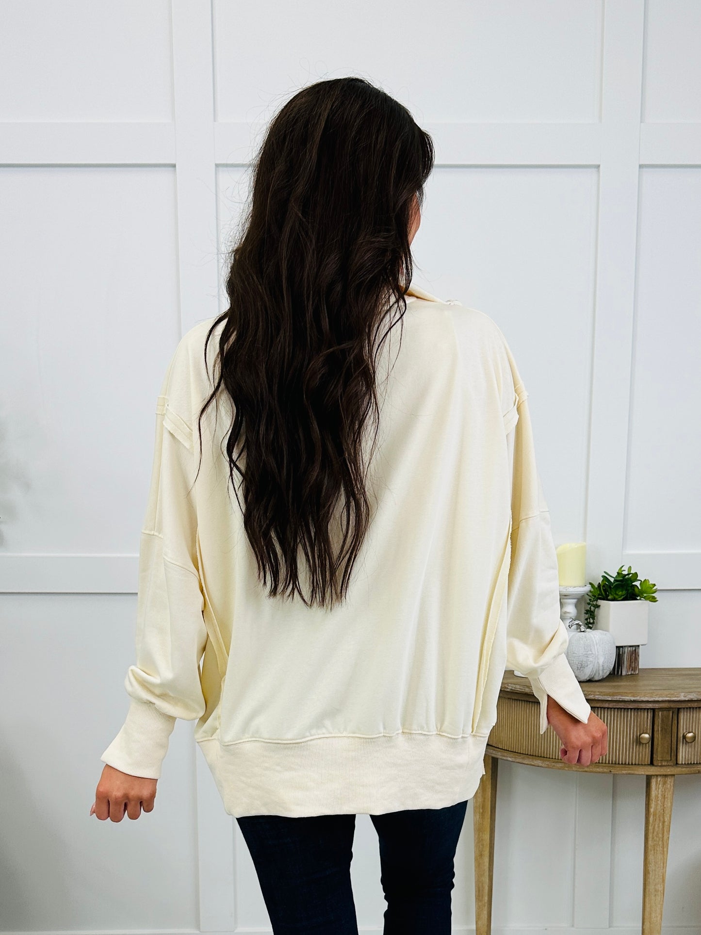 Living For The Weekend Pullover in Milk