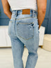 Judy Blue Very Viral V Waistband Straight Jeans Reg/Curvy