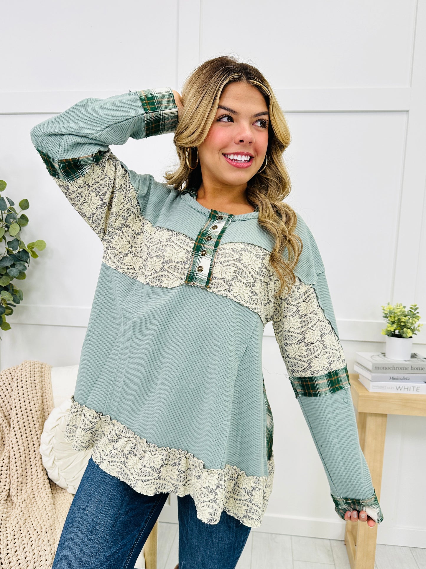 Carefree Charm Top In Teal
