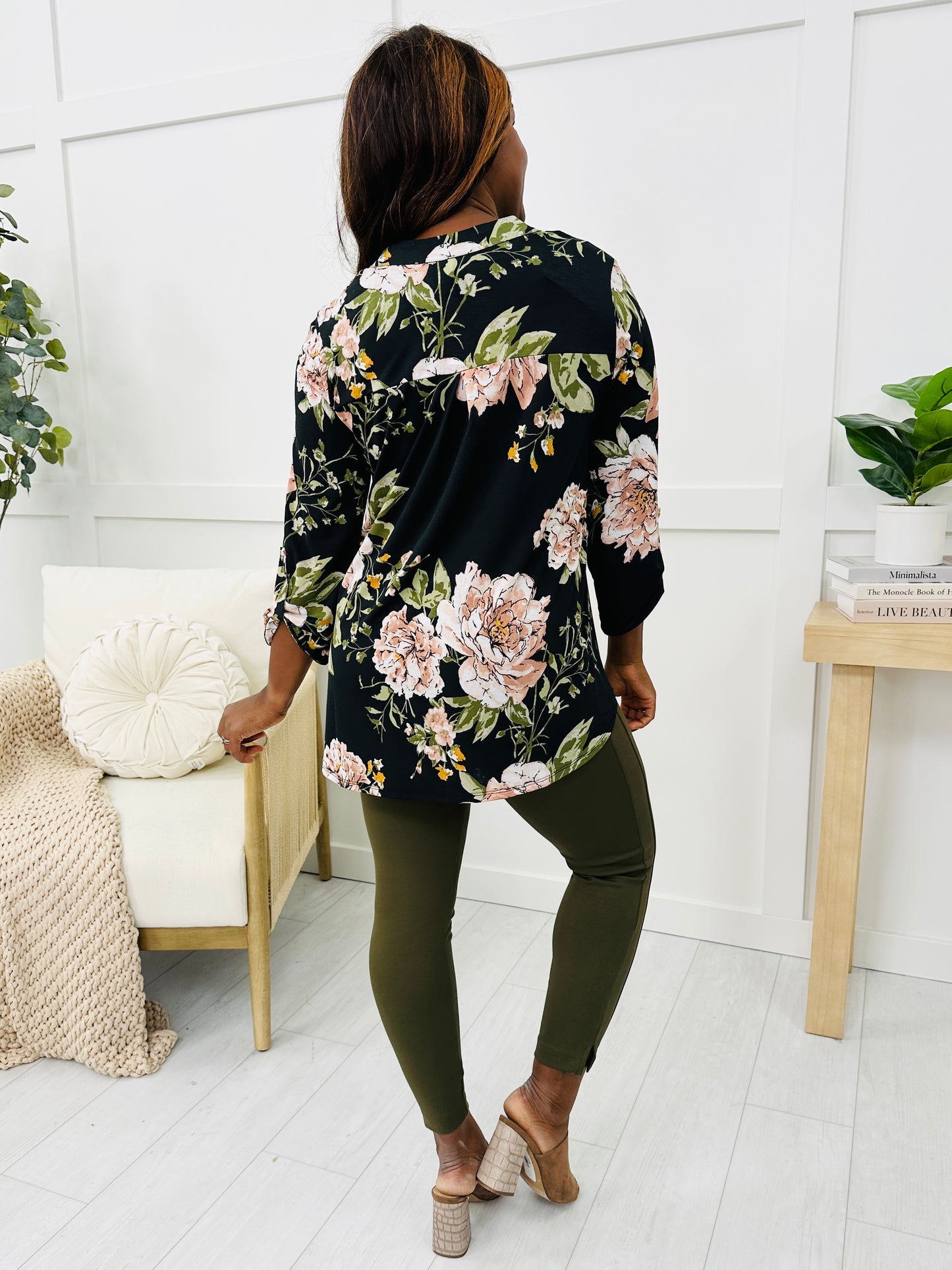 REG/CURVY Florals Of Perfection Top