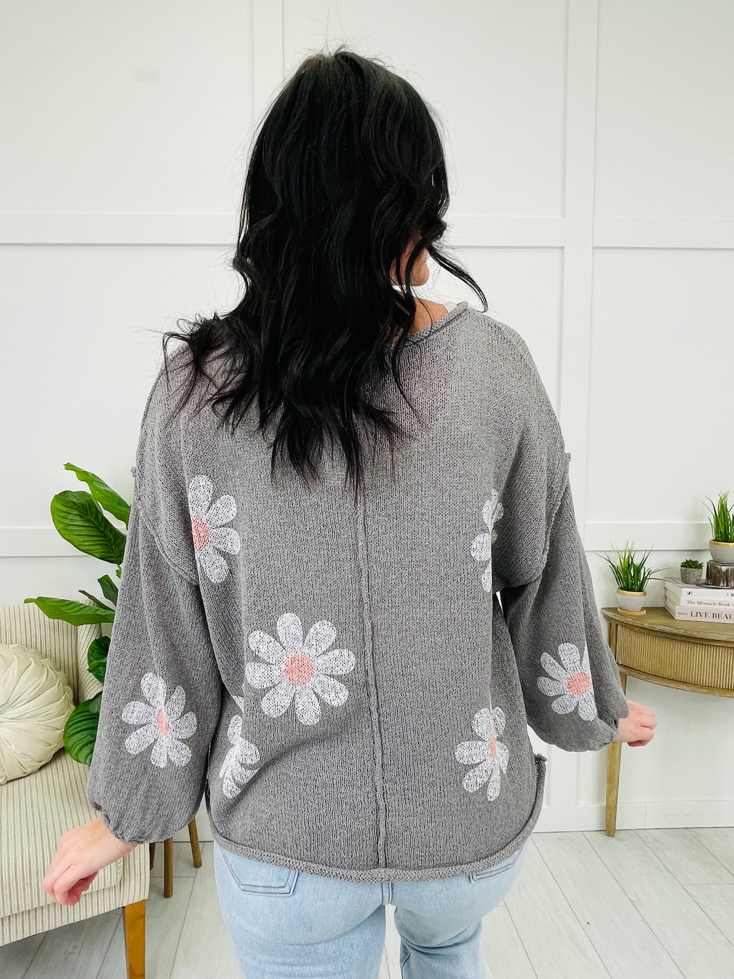 Blooming Good Vibes Top in Koala Grey