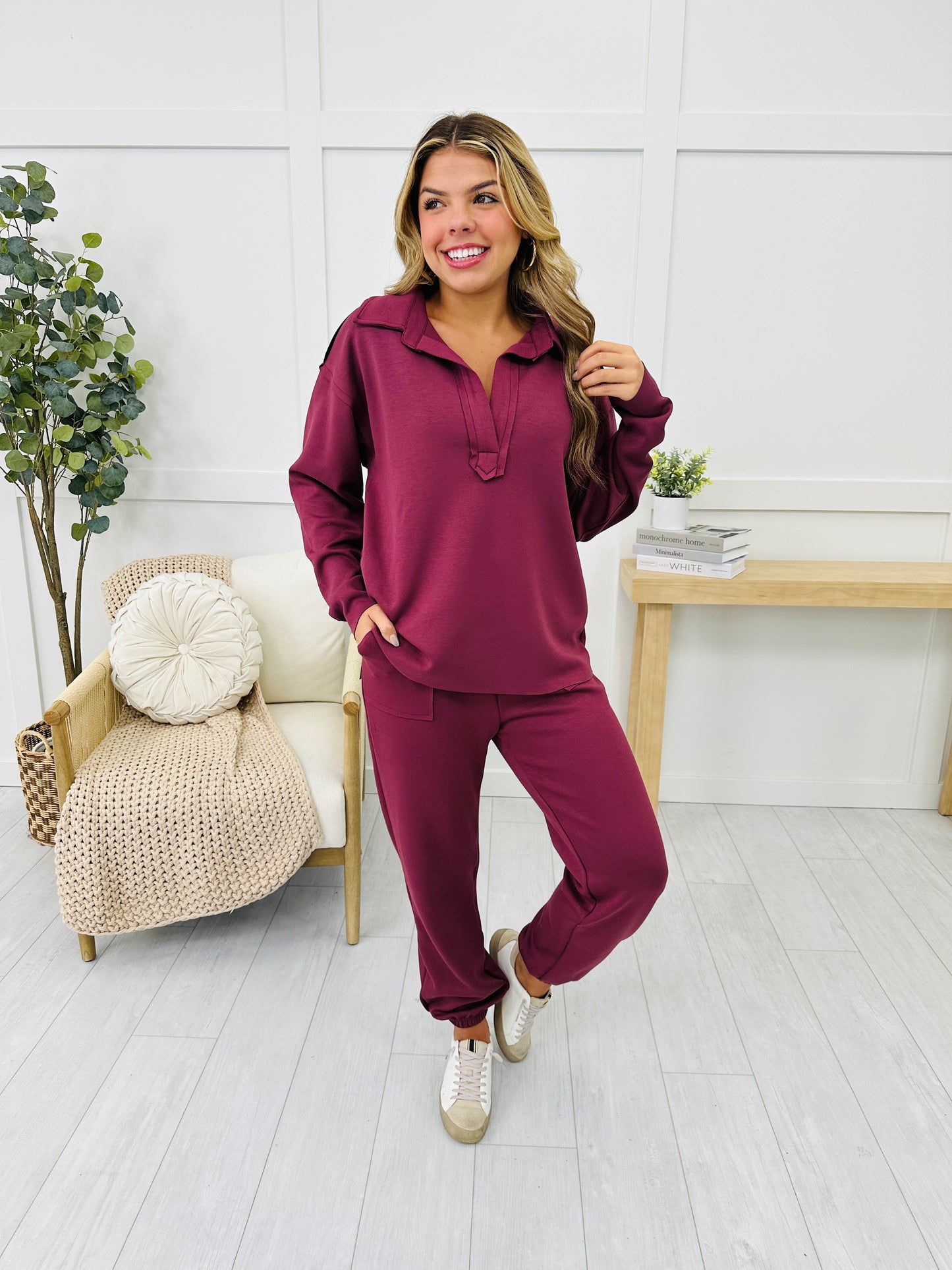 REG/CURVY Merlot Moments Top