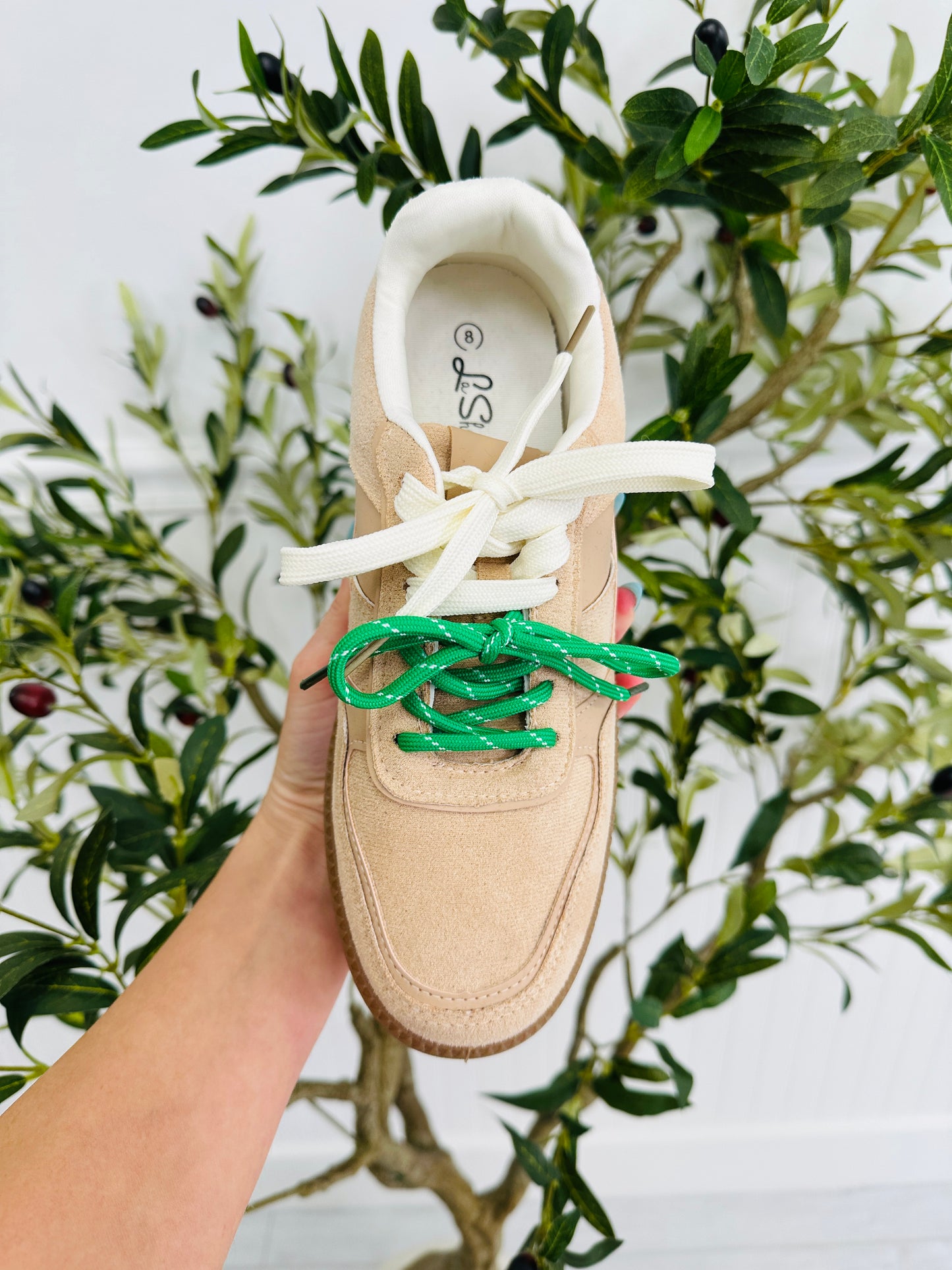 City Stride Sneakers In Sand
