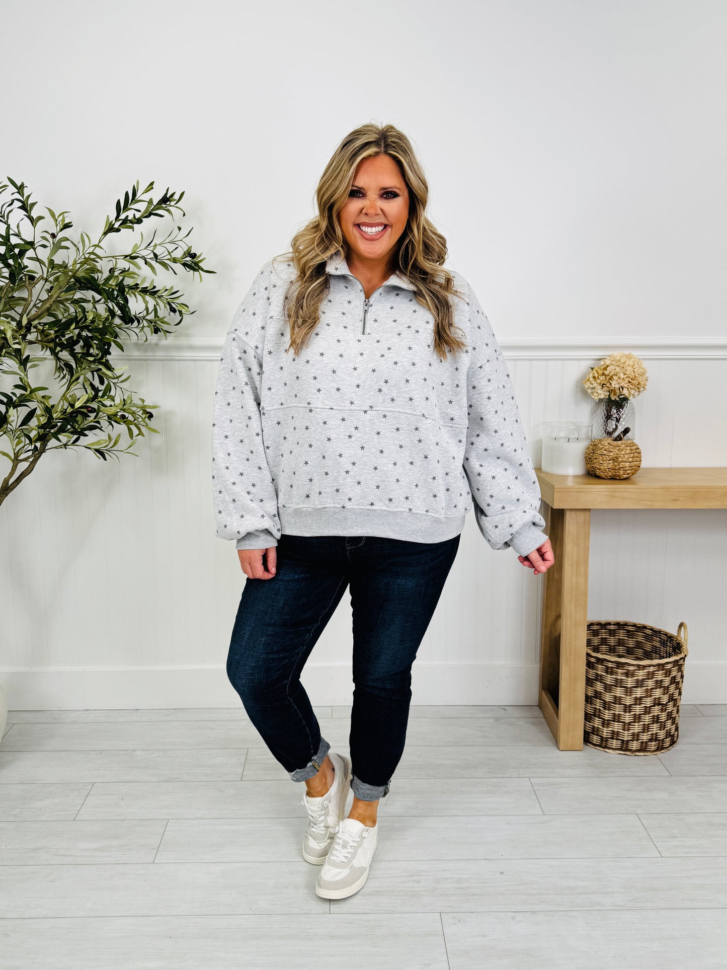 Stars Align Pullover