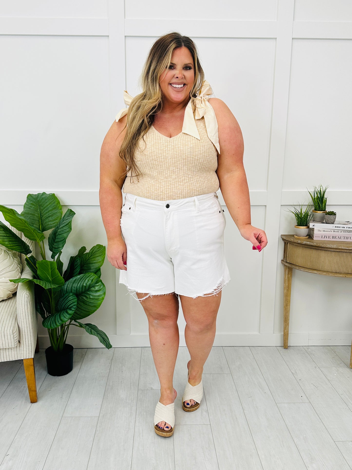 Judy Blue Hello Sunshine Rigid Magic Dad Shorts