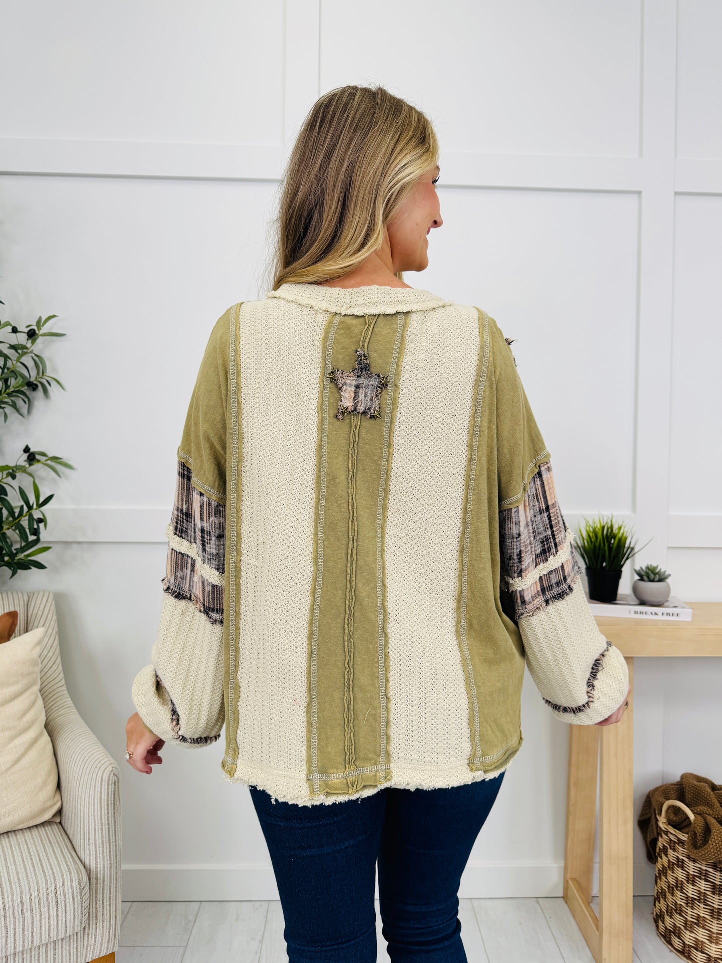 Wander In The Stars Pullover