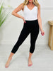 MOCO Exclusive Black Capri Leggings