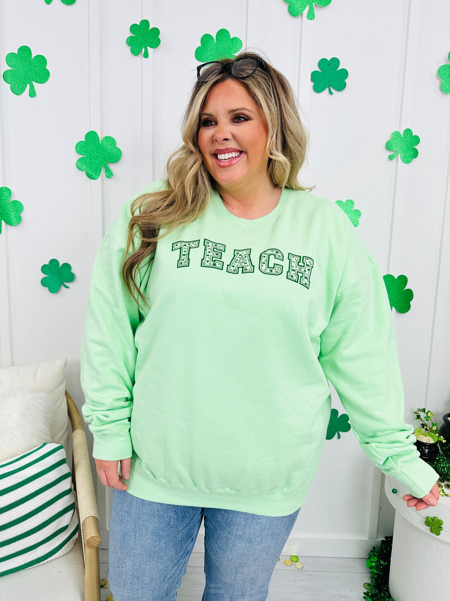 Teach with Clovers Graphic Crewneck Sweatshirt