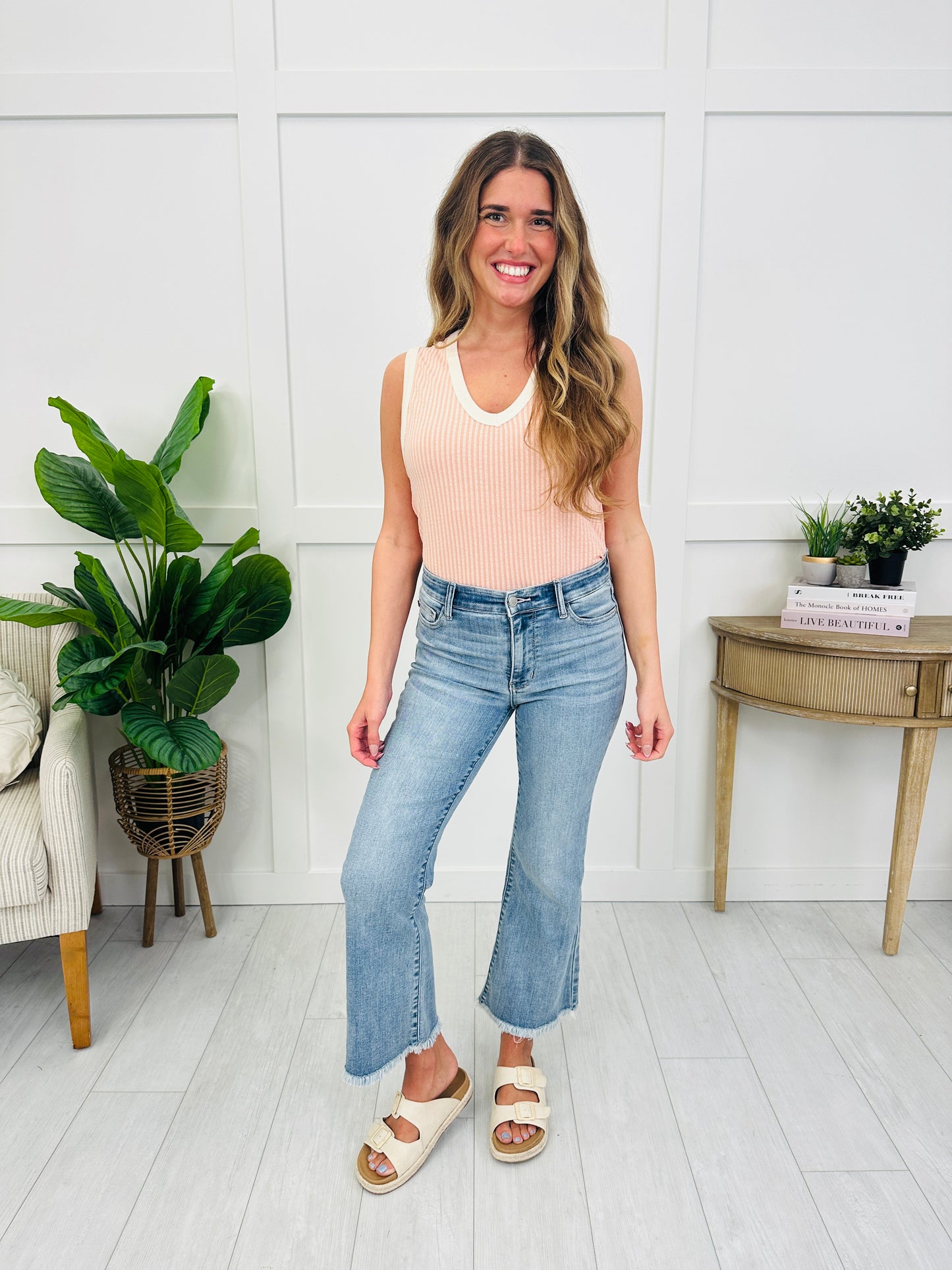 Sideline Style Tank Top In Coral