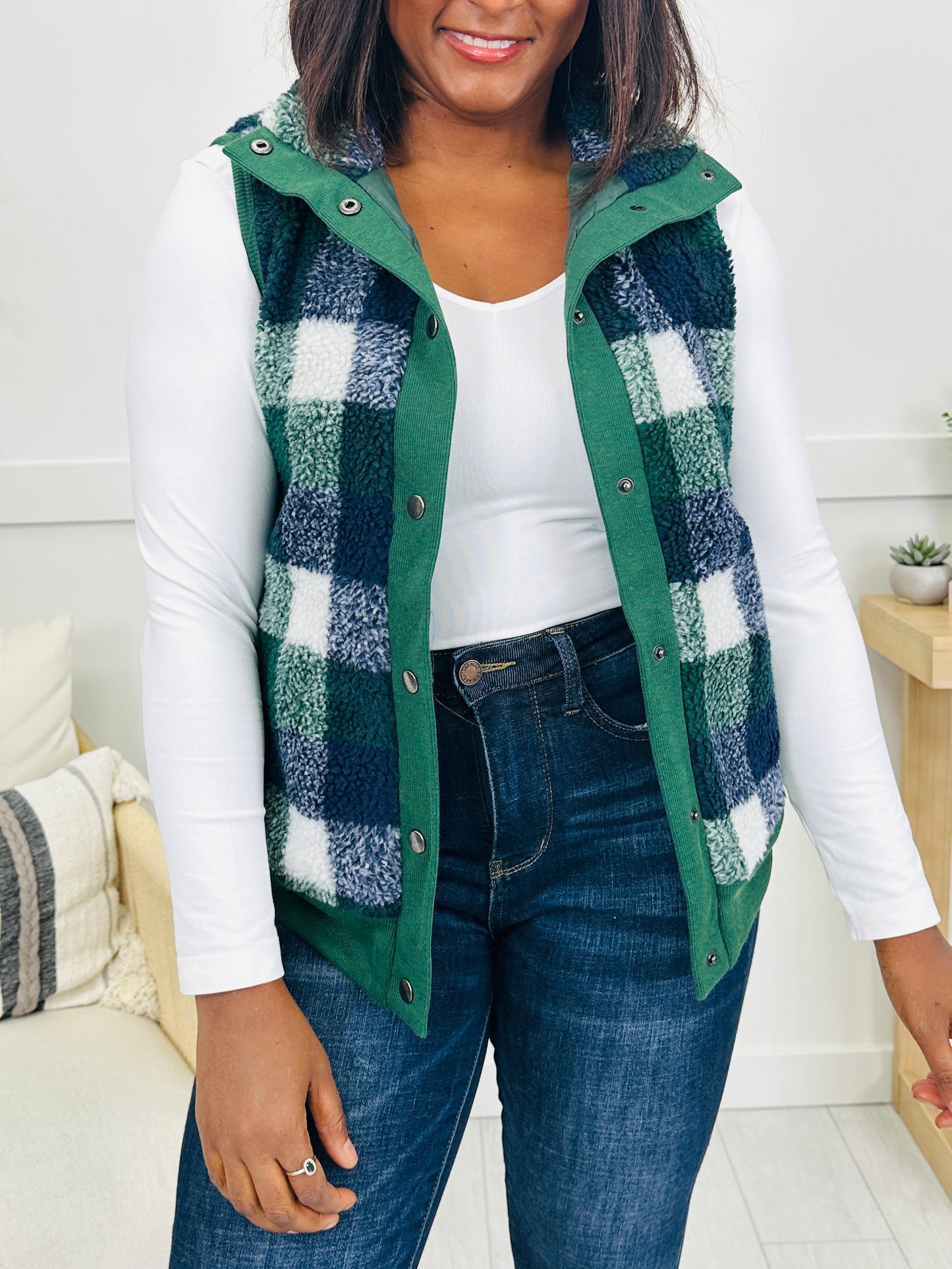 Patterned Pathway Vest in Green