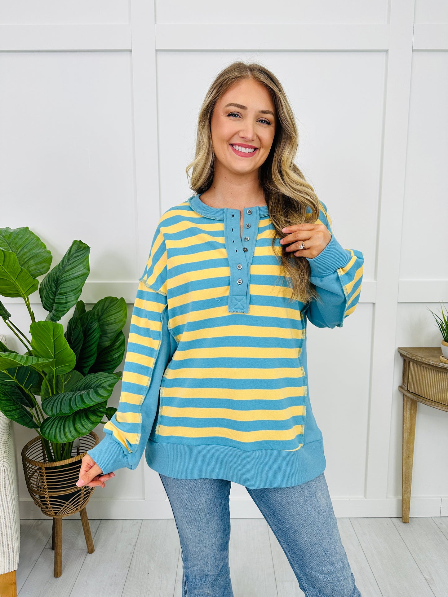 Play It Cool Pullover in Yellow/Blue