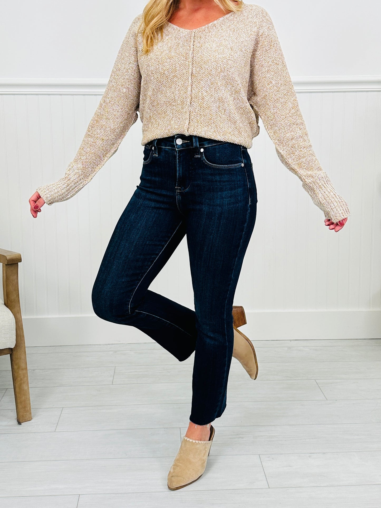 Feeling Fall Cropped Straight Tummy Control Jeans