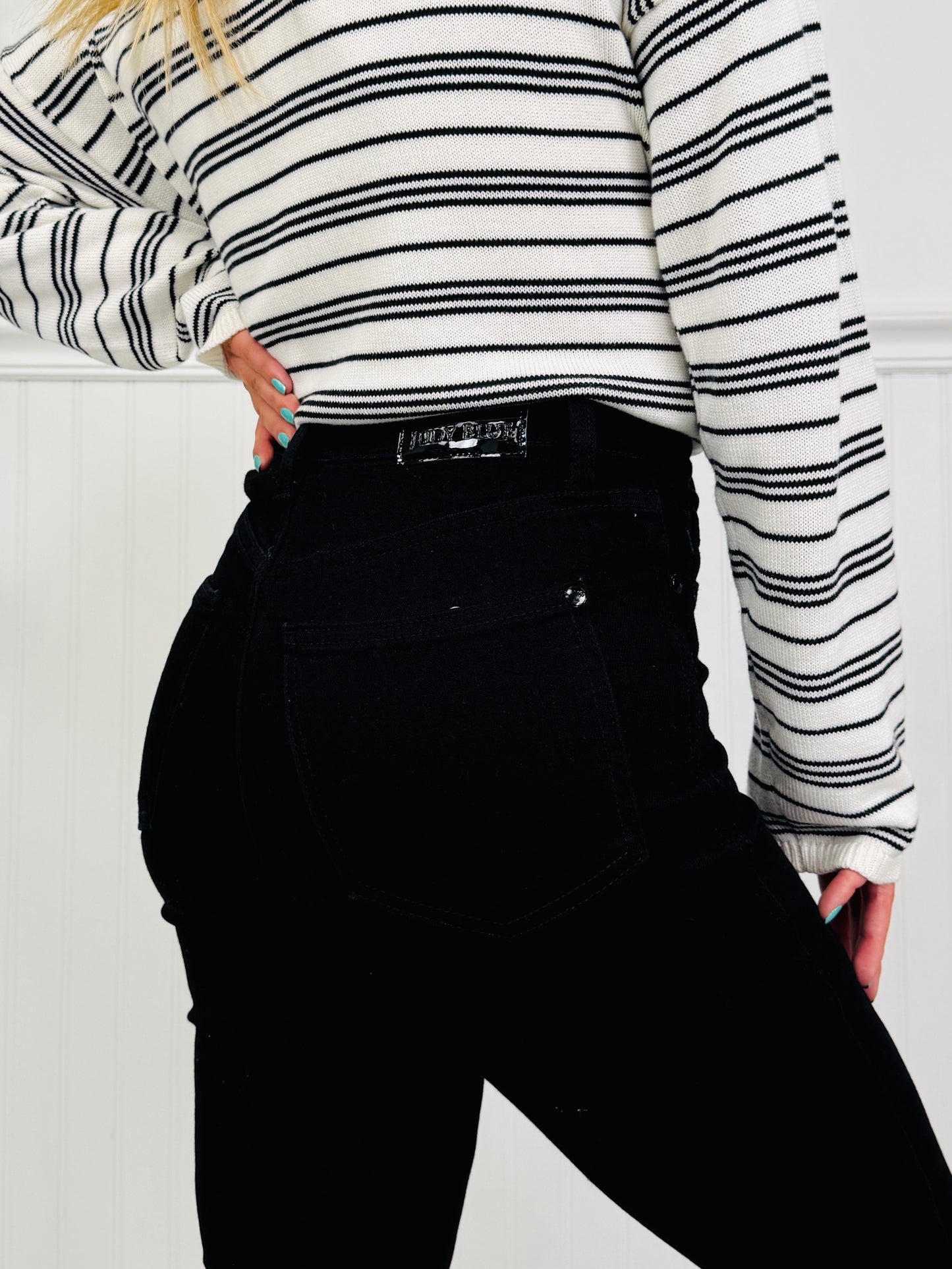 Judy Blue Black On Repeat Tummy Control Skinny Jeans