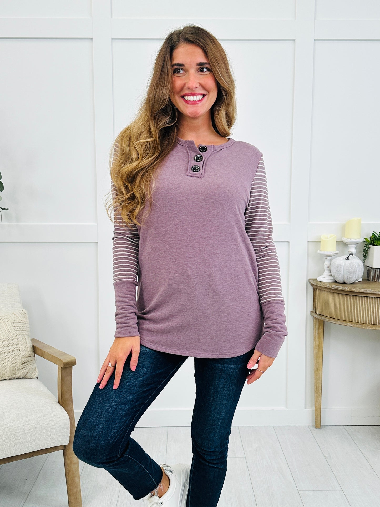 Modern Minimal Top In Multiple Colors