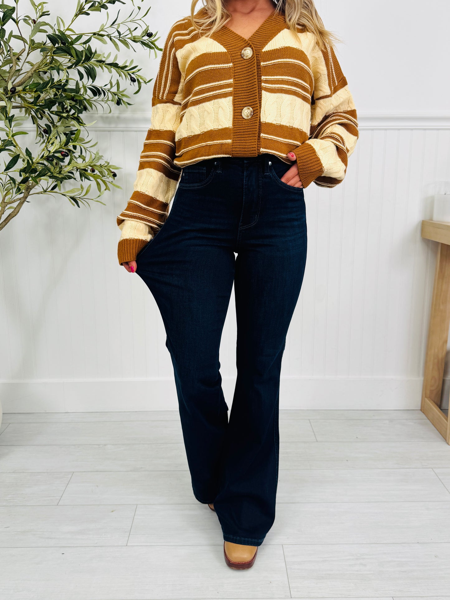 Judy Blue Flare Game Tummy Control Flare Jeans In Regular and Petite