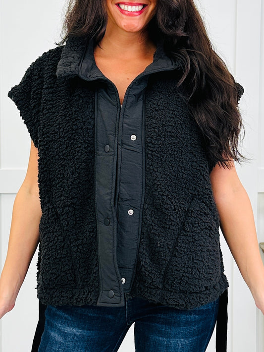 The Aspen Trail Vest In Black