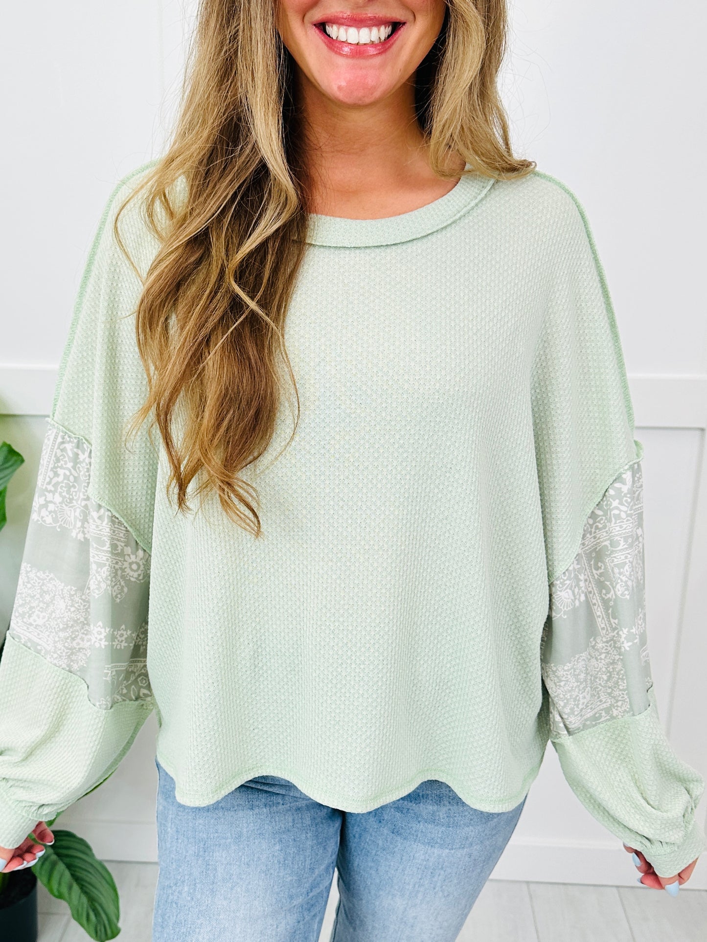 Dainty Daydream Top
