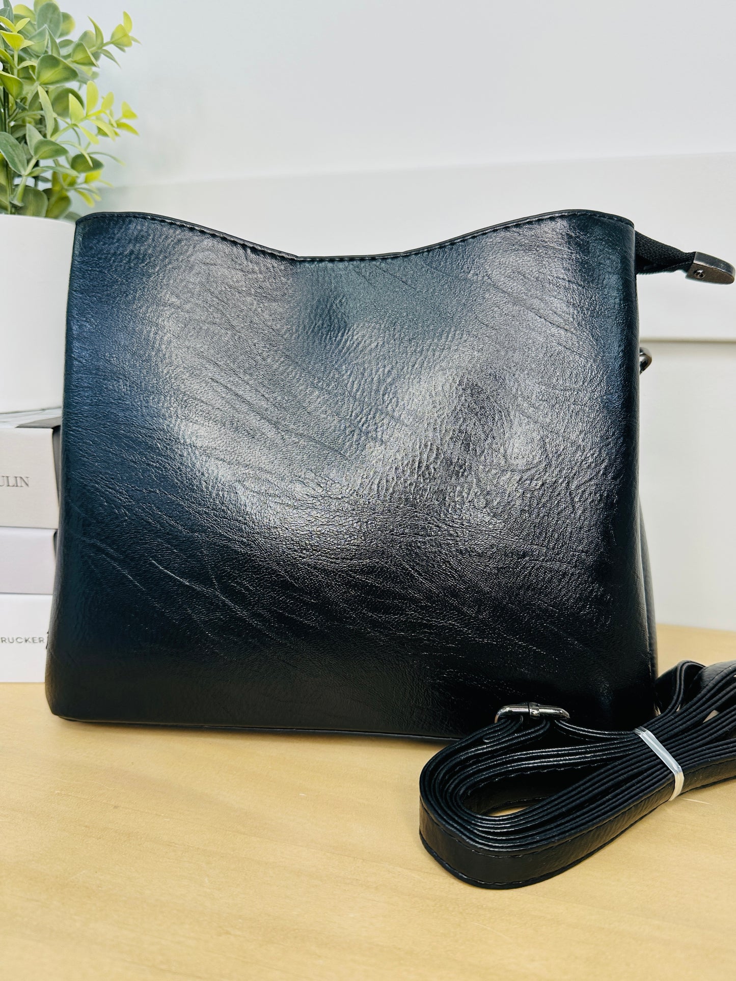 Beautifully Basic Black Purse