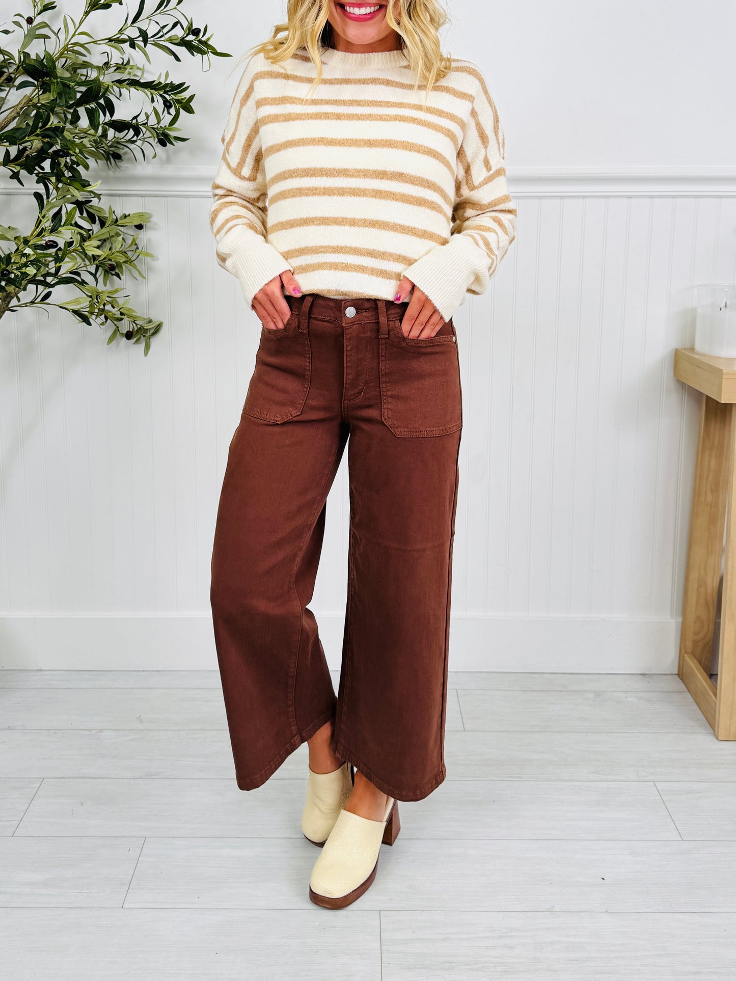 Judy Blue Melt In Your Mouth Chocolate Wide Leg Cropped Jeans