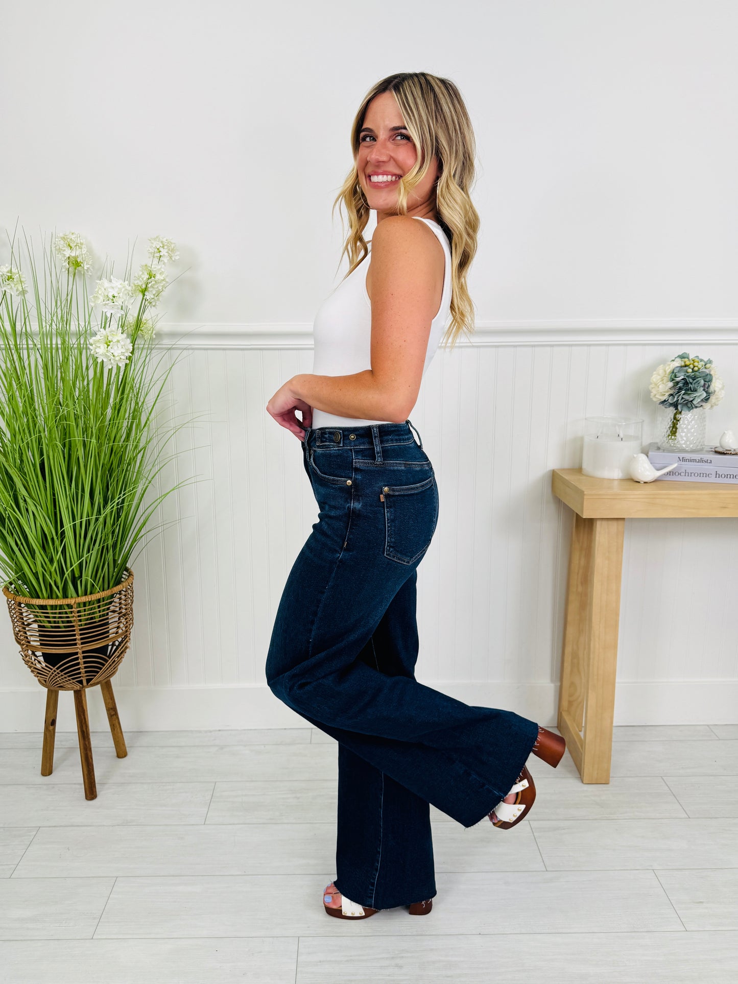 Judy Blue Date Night Retro Wide Leg Jeans In Regular And Petite