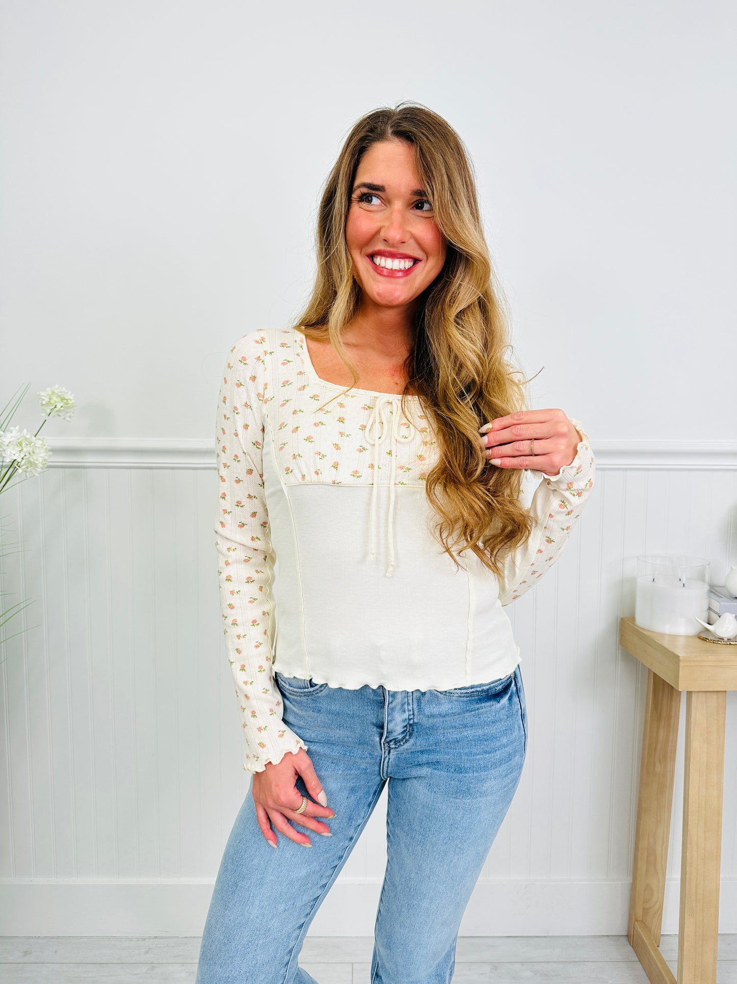 Delicate Days Top In Ecru