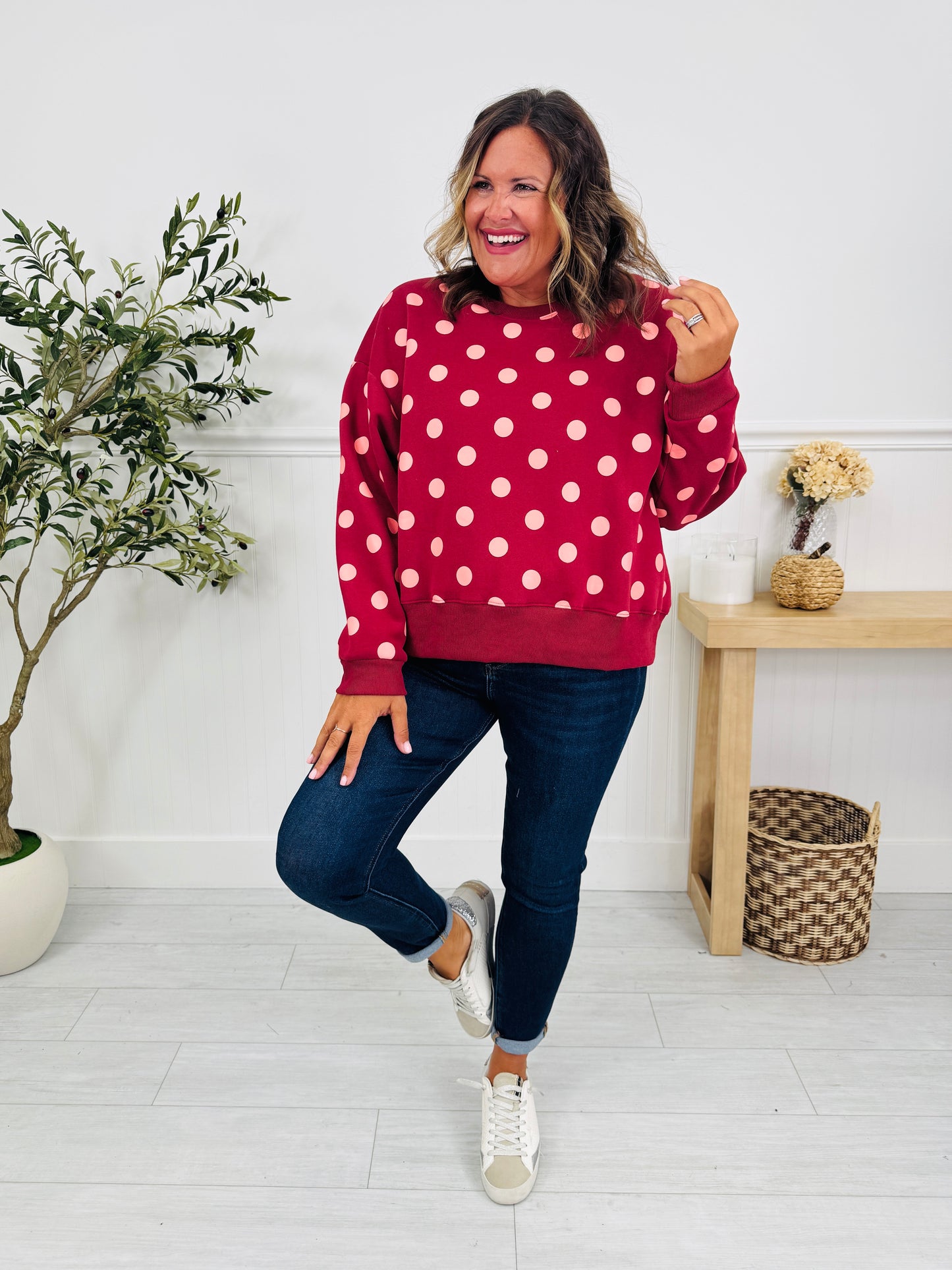 Dot Your Day Pullover In Wine