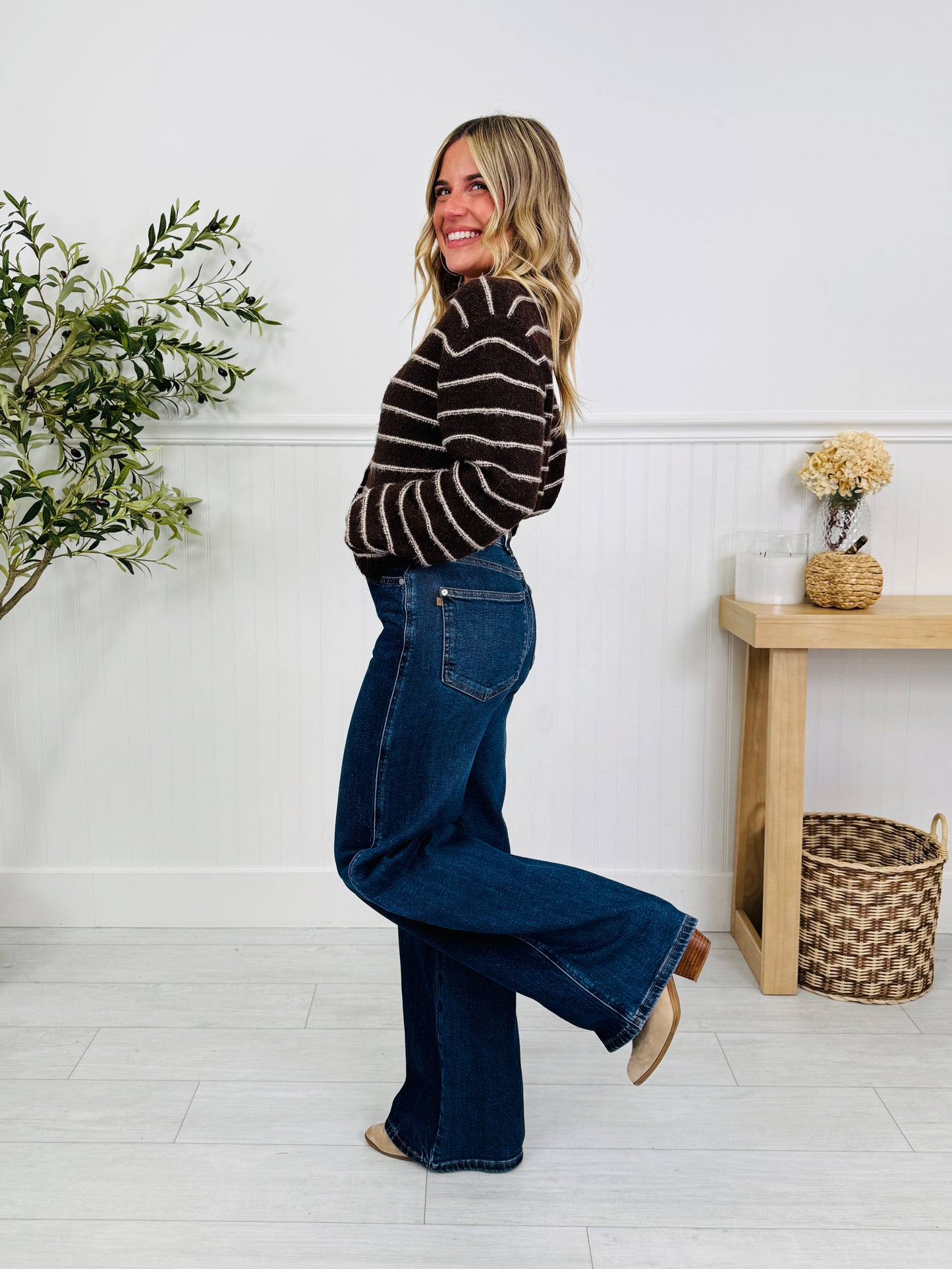 Judy Blue In Your Favor Retro Wide Leg Jeans In Regular And Petite